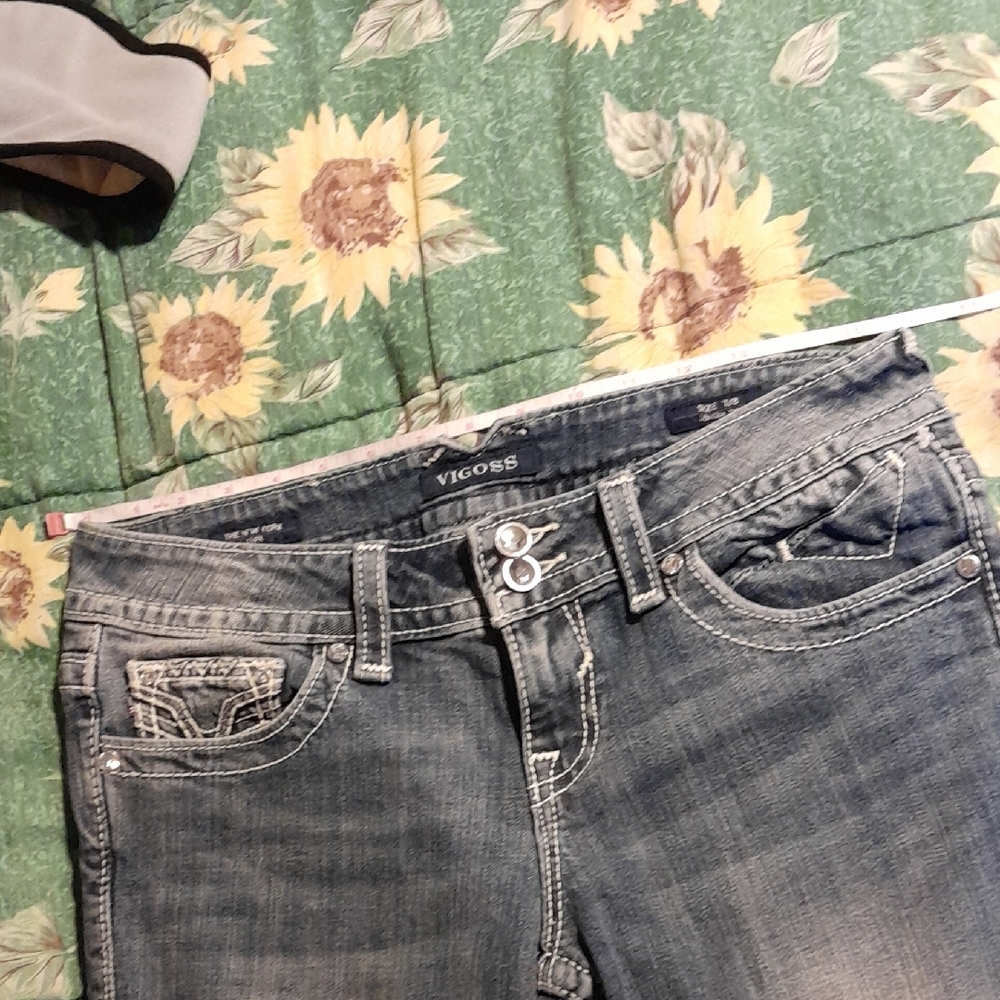 Vigoss Blue Cropped Ankle Jeans with Vintage Faded Style - Picture 9 of 12